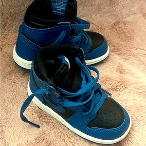 Kids High Top Jordan 1s